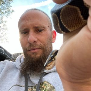 Meet your Posher, Clarence